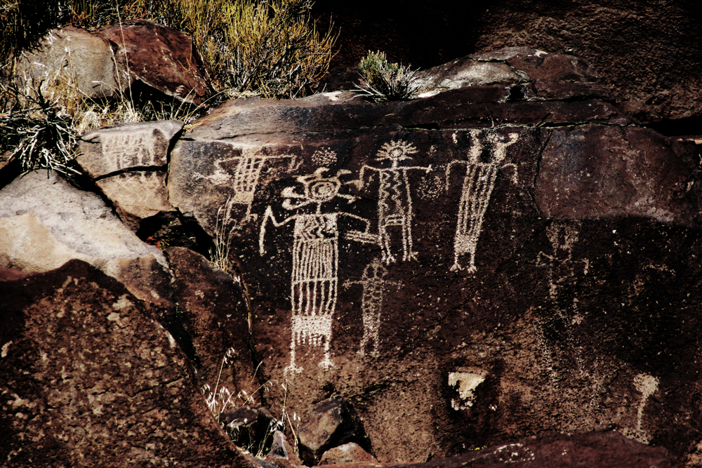 shaman figures in the Coso rock engravings