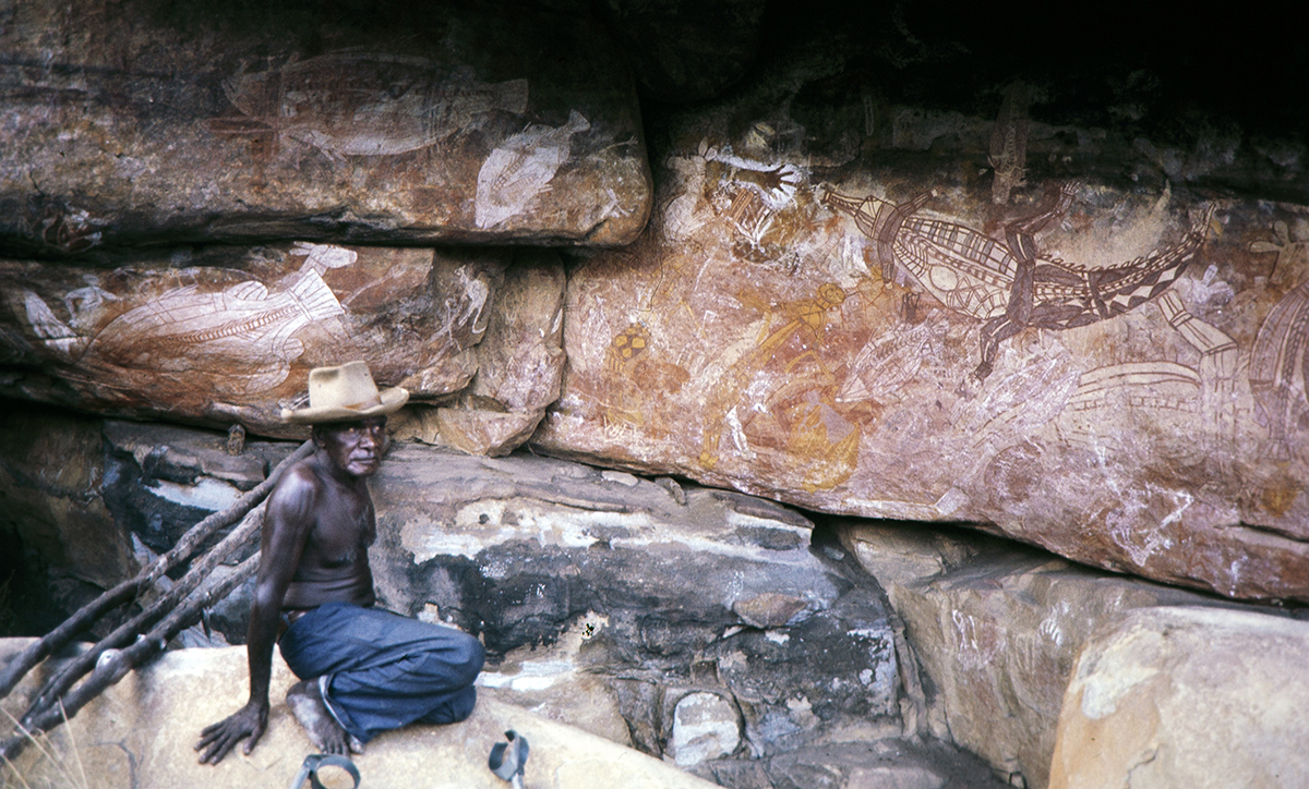 artists Australia's bark paintings rock paintings Majumbu Spencer-Cahill bark painting collection Taçon Australian Archaeology