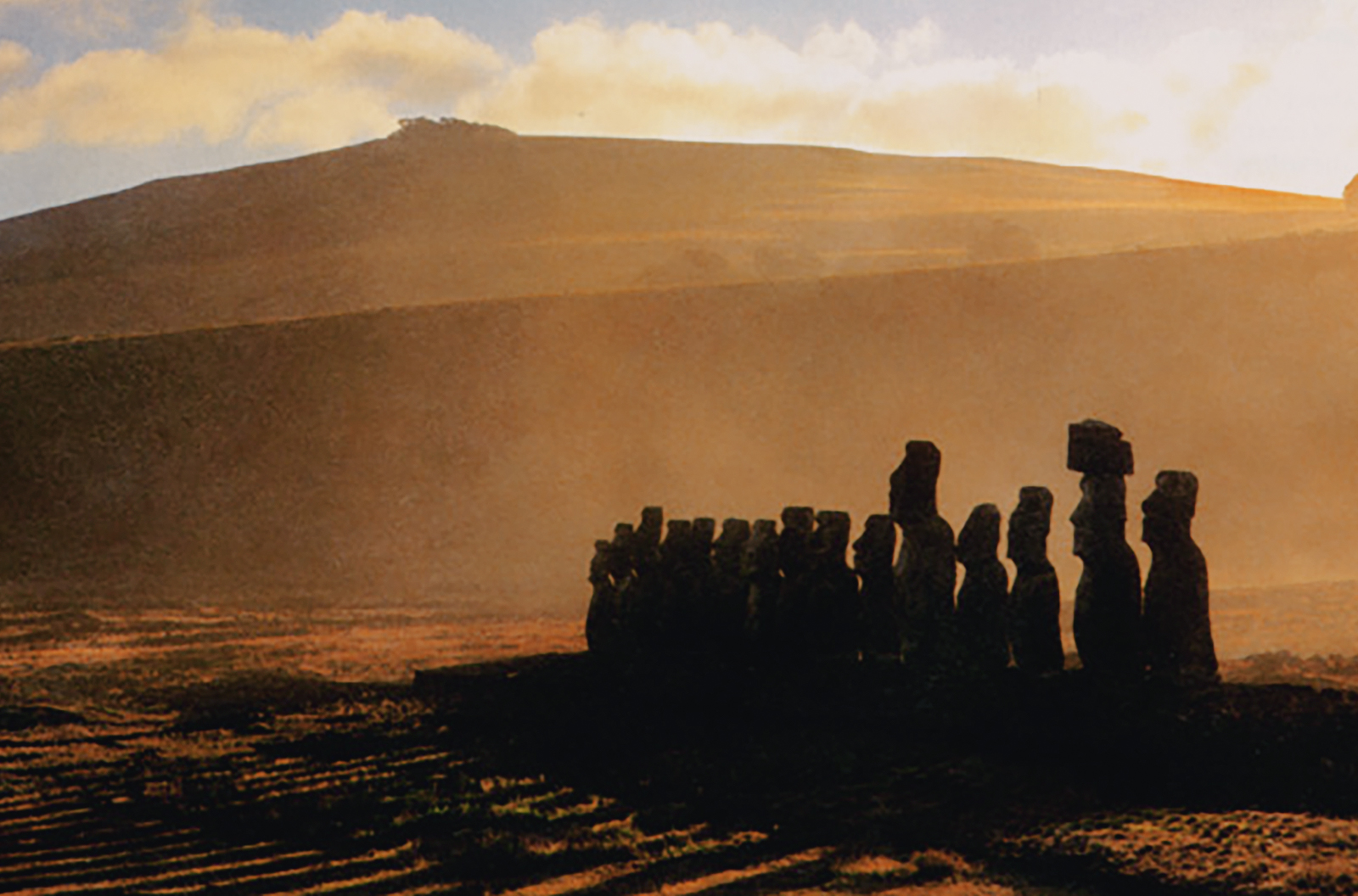 Ahu Tongariki Rock Art Easter Island Rapa Nui Moai Archaeology Bradshaw Foundation