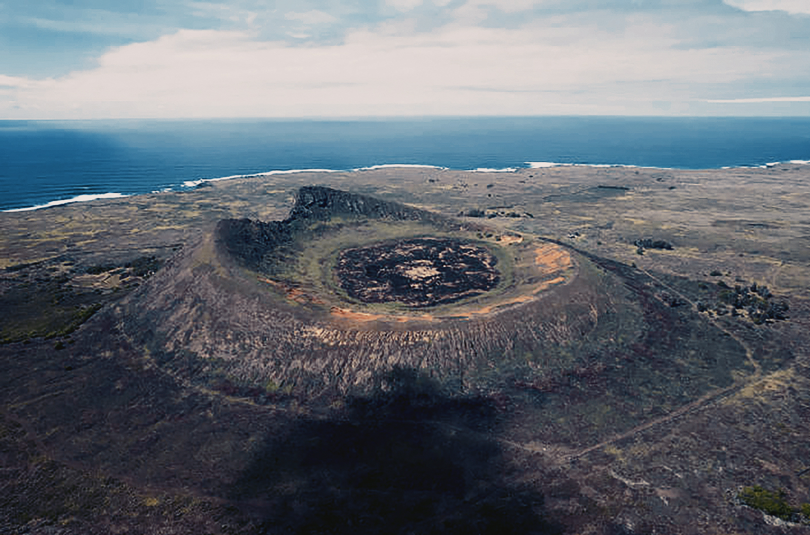 Rano Raraku Rock Art Easter Island Rapa Nui Moai Archaeology Bradshaw Foundation