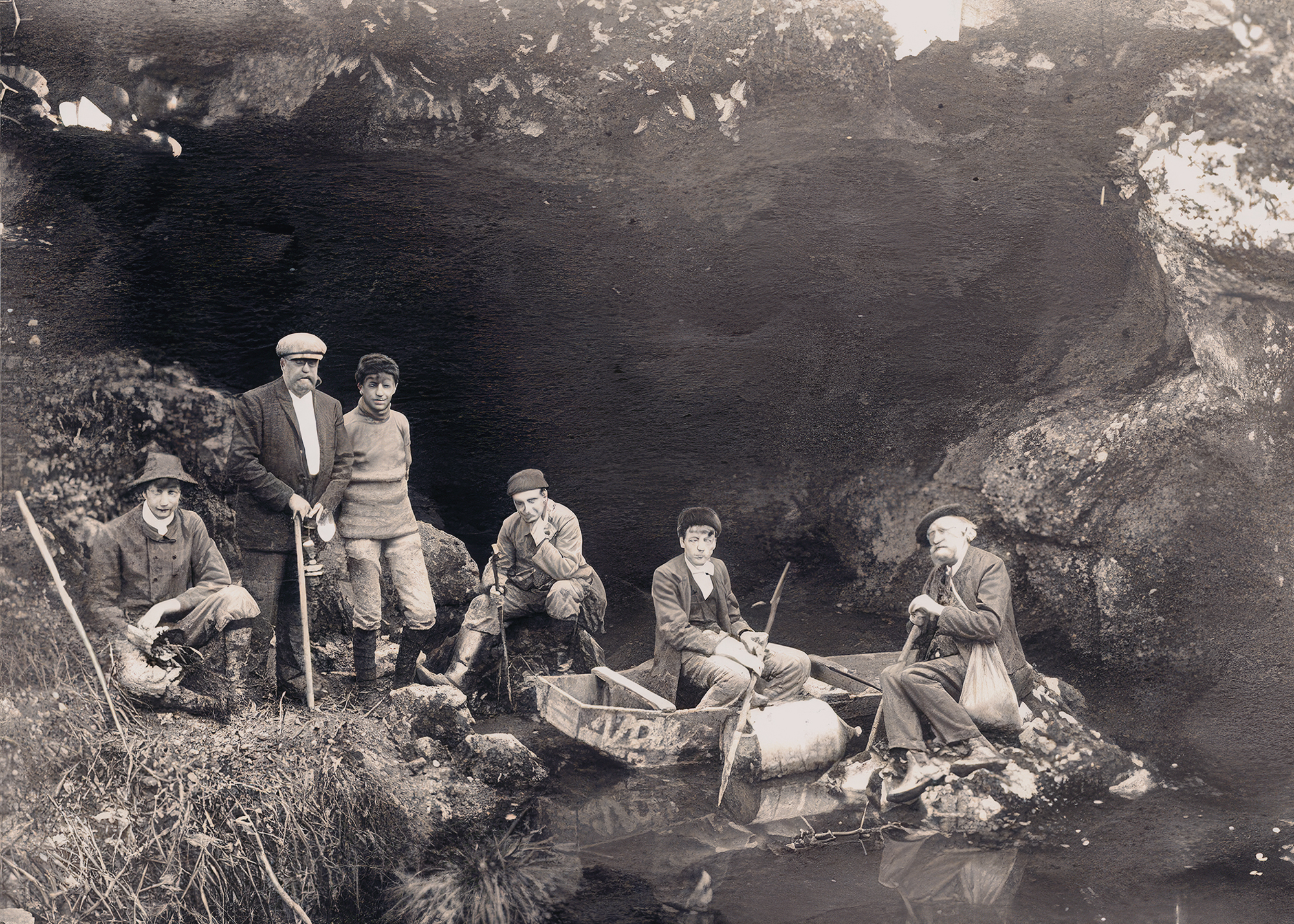 Entrance to the Grotte du Tuc d'Audoubert, 1912