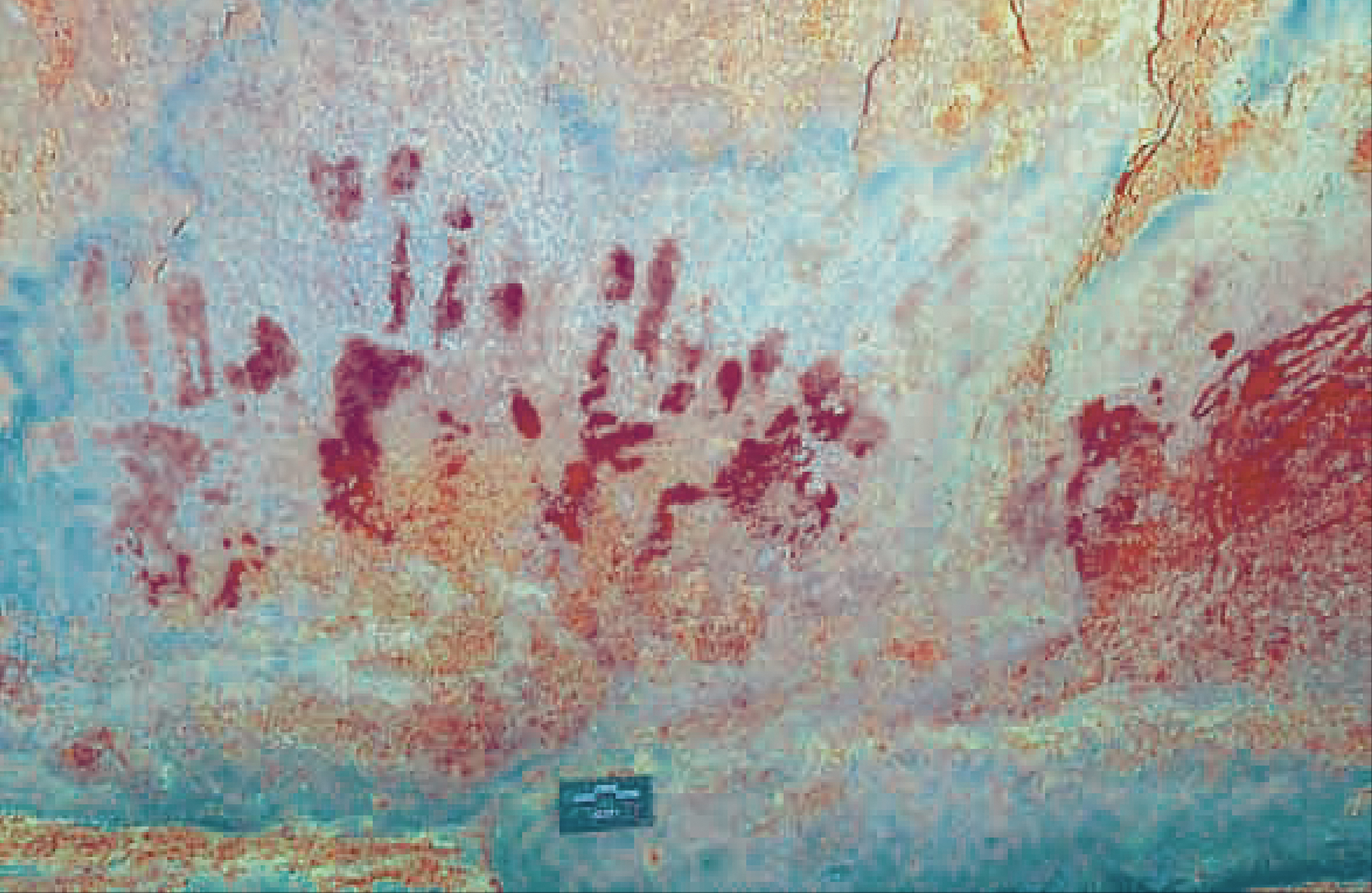 DStretched panel containing an adult red handprint at Chaturbushnath Nalla (Shelter n°B4).