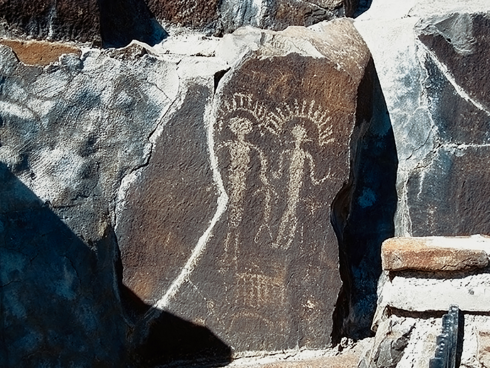 Rock Art Oregon Territory Gingko State Park Petroglyphs Pictographs Bradshaw Foundation Archaeology