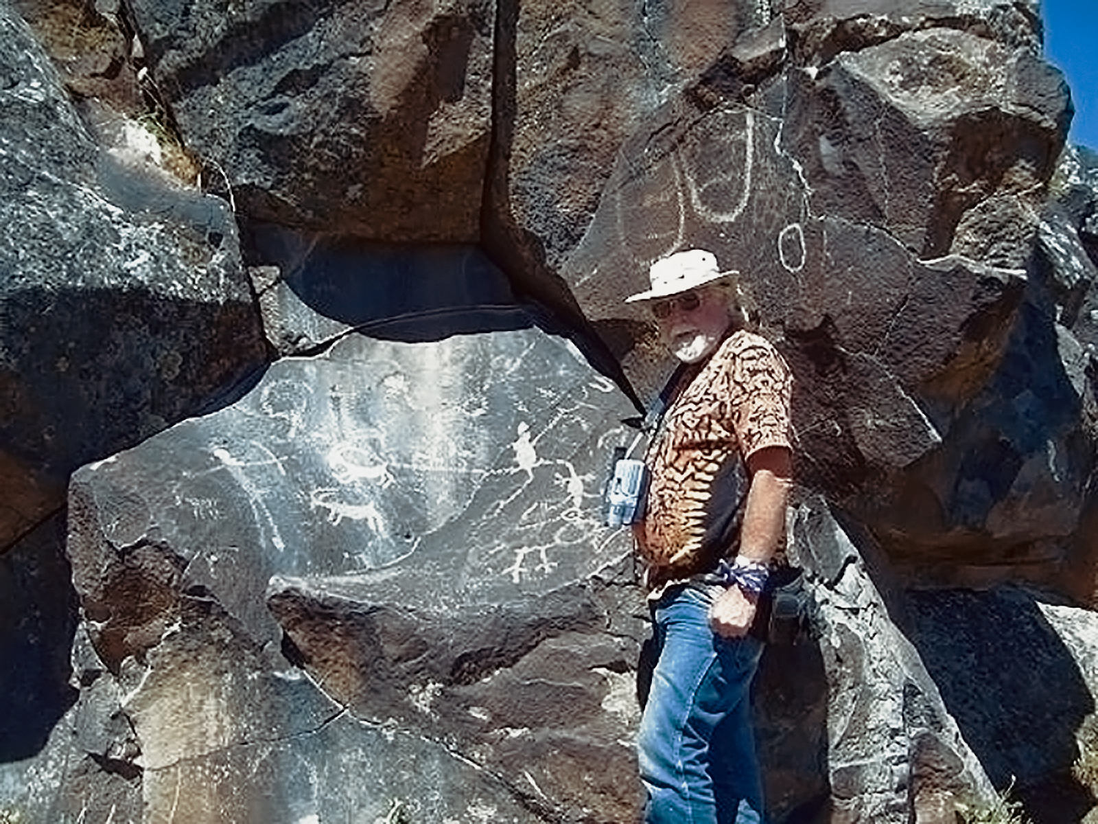 Rock Art Oregon Territory Long Lake Petroglyphs Pictographs Bradshaw Foundation Archaeology