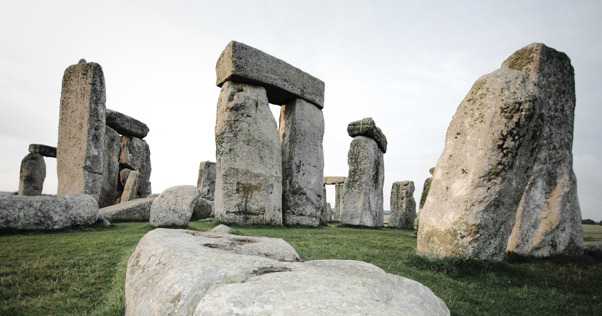 When was Stonehenge built and by who?